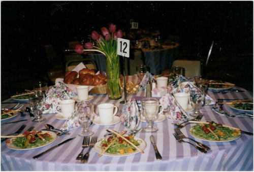 Ora Catering -- set table at event